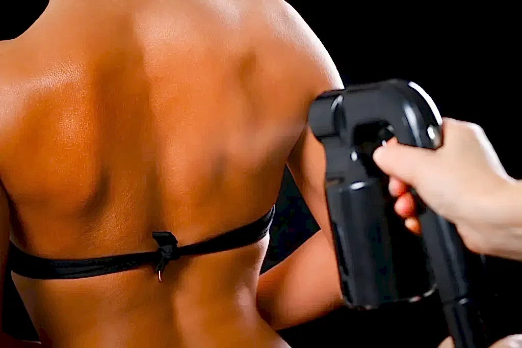 Spray Tanning Services for Men and Women | Evolve Salon and Spa